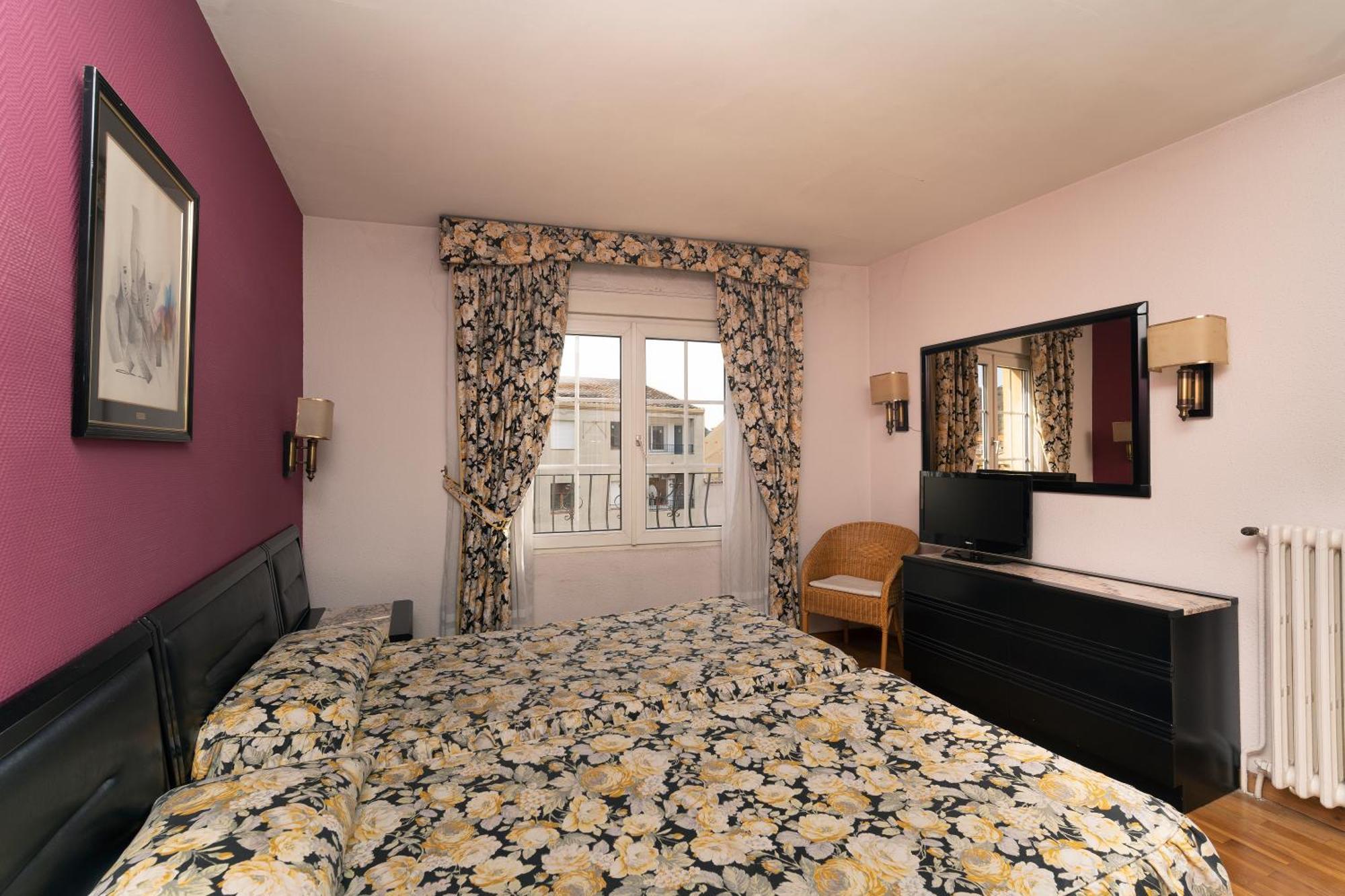 Hotel Tall De Conill Capellades Exterior foto